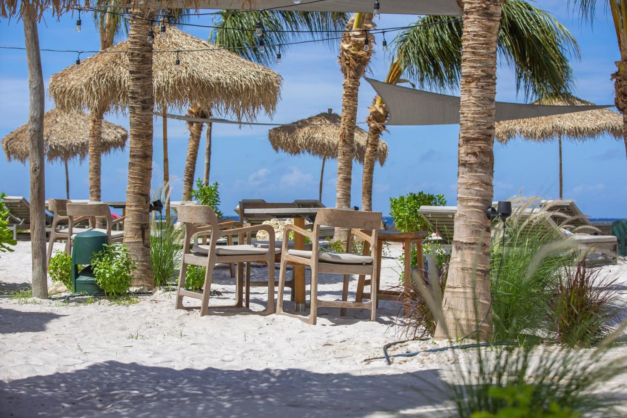 Blue Bay Curacao Golf & Beach Resort Willemstad Bagian luar foto